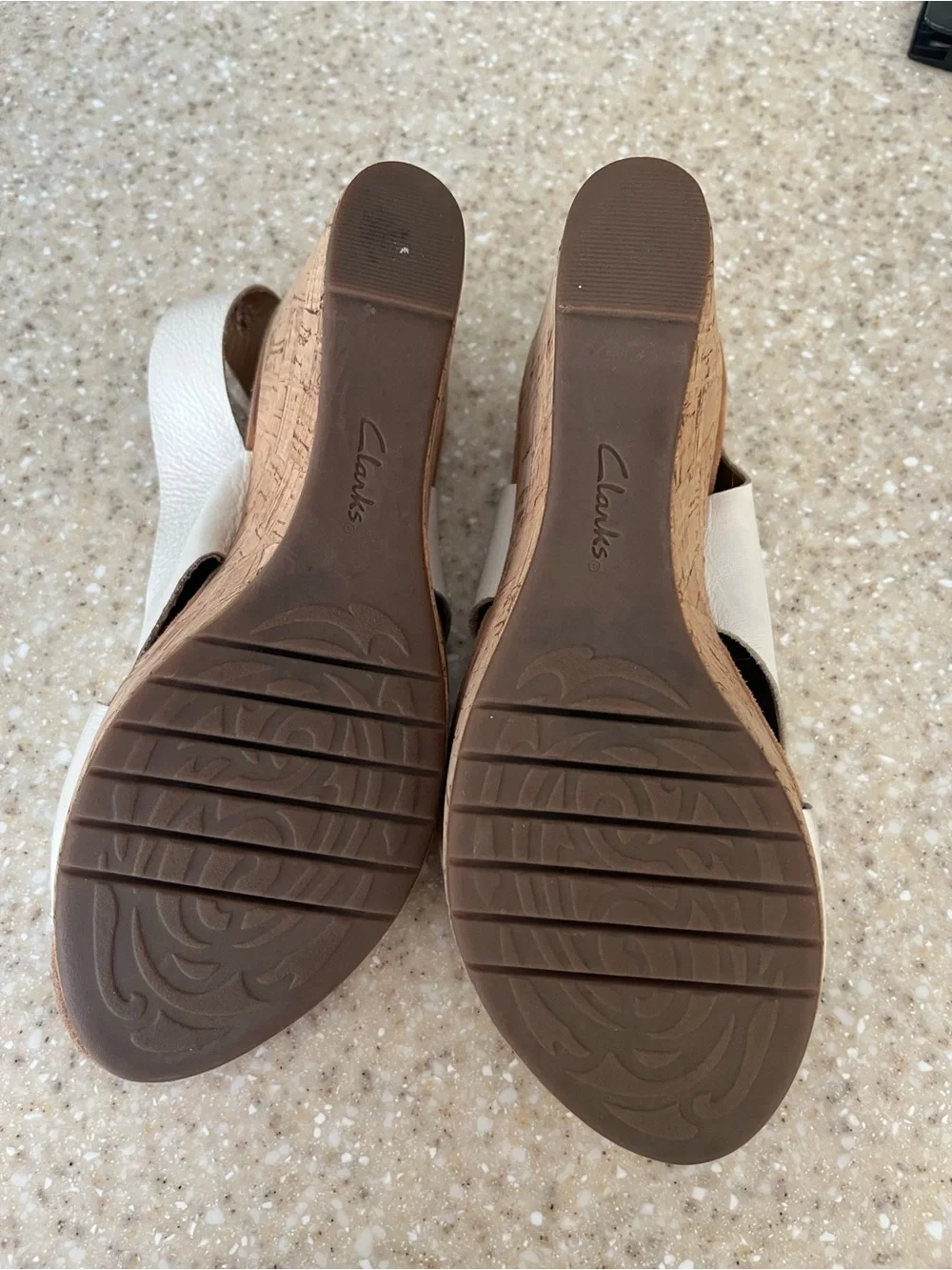 Clarks Cream Leather Crossband Slingback Espadrille size 9